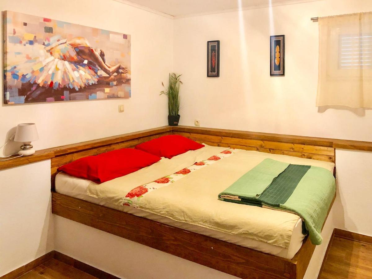 Apartments Mokalo オレビック エクステリア 写真